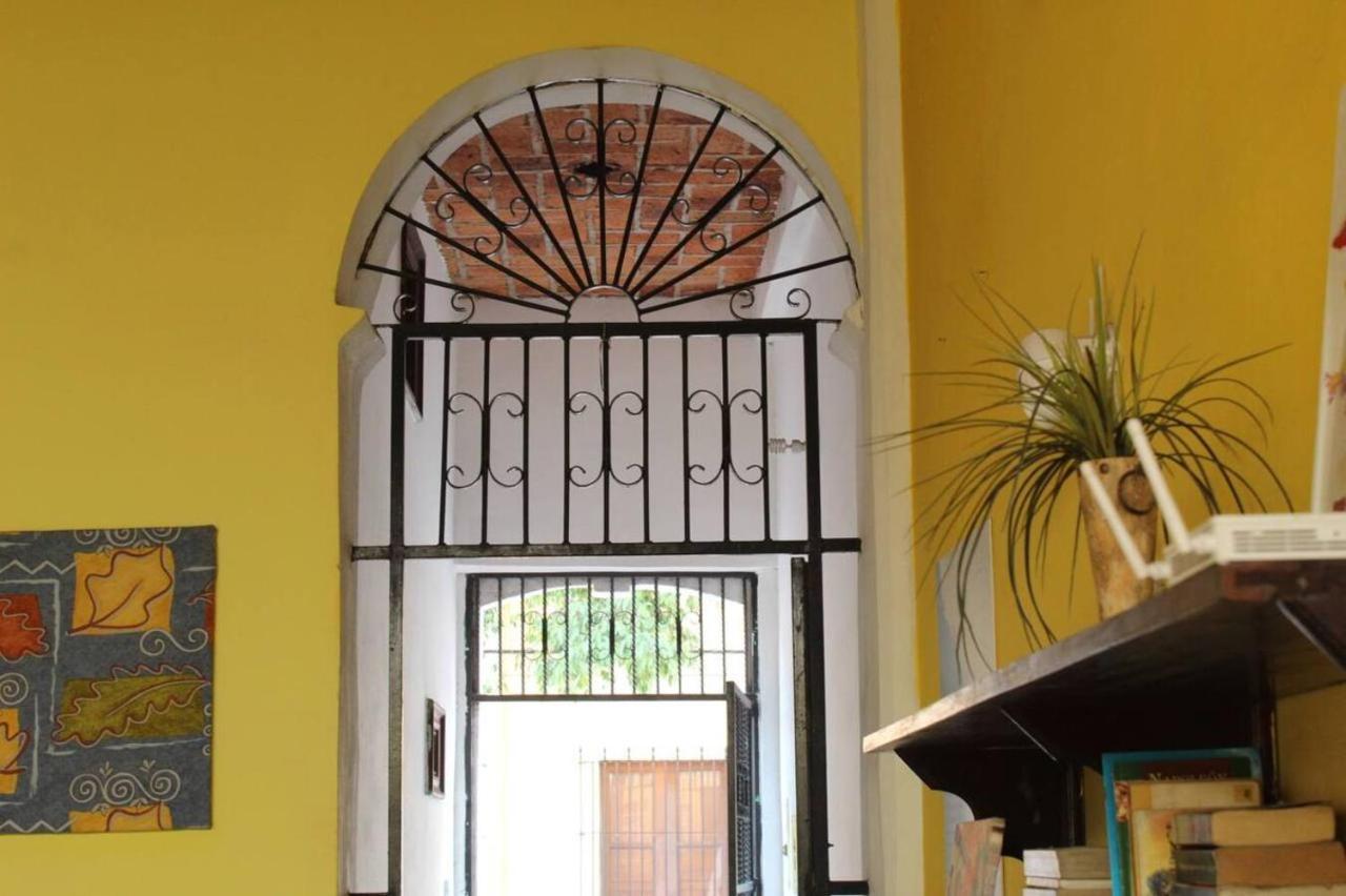 Hostal Perla Mazatlan Bagian luar foto